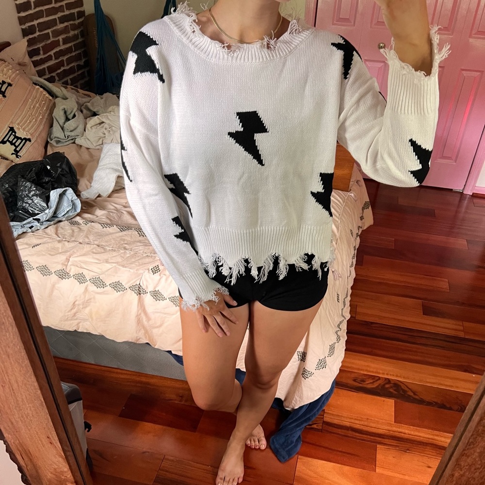Sweater - M - Never worn